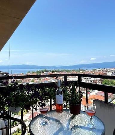 Stunning Lake And Mountain Views - Velkoski Apartments Ohri Dış mekan fotoğraf