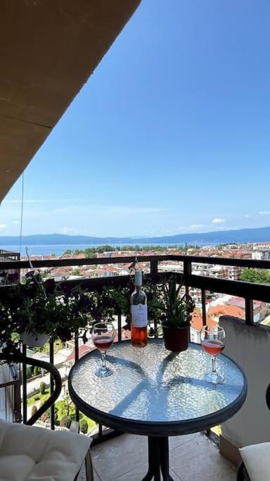 Stunning Lake And Mountain Views - Velkoski Apartments Ohri Dış mekan fotoğraf